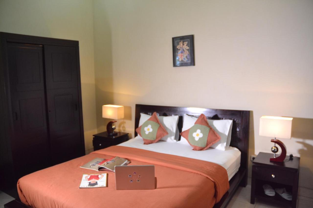 Roemah Canting Homestay Yogyakarta Exterior foto